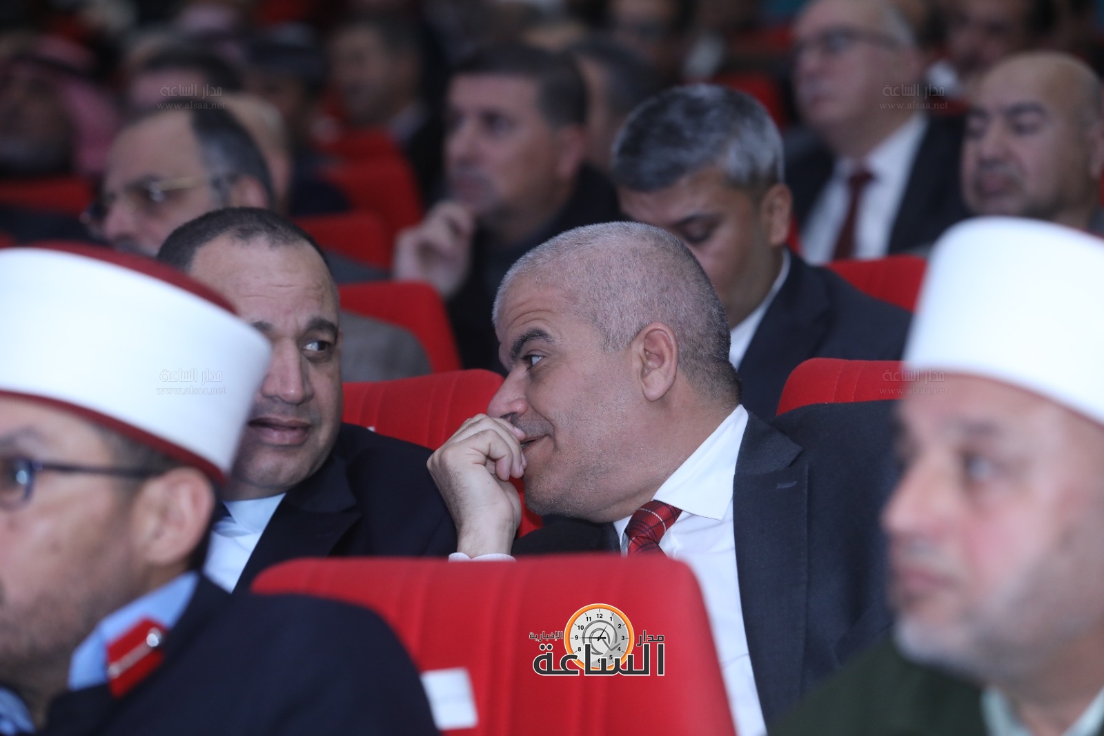 Madar Al-Saa Images 0.37453672898107837