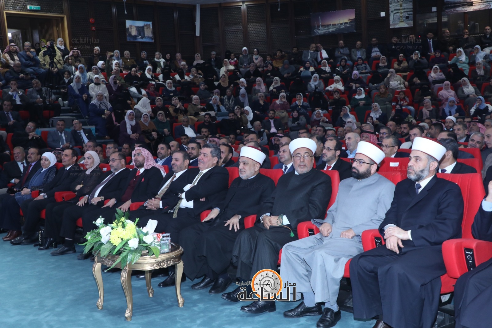 Madar Al-Saa Images 0.6738921735498236