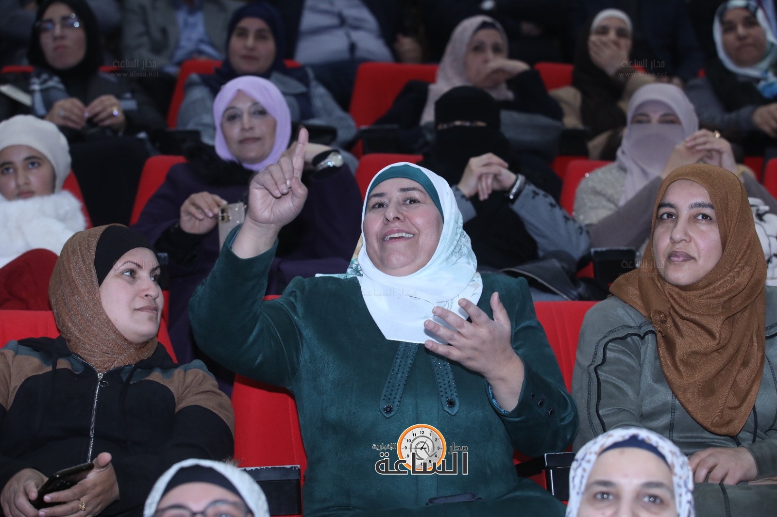 Madar Al-Saa Images 0.5989630008545537