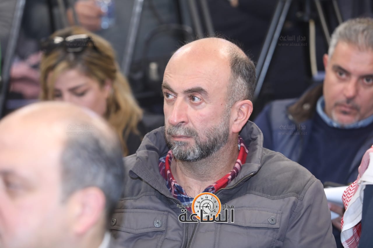 Madar Al-Saa Images 0.7025016057493119