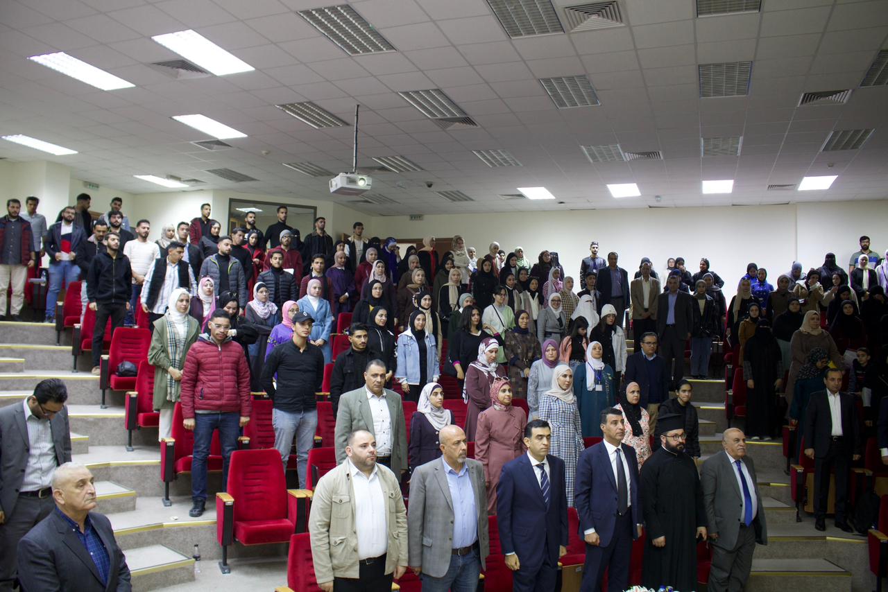 Madar Al-Saa Images 0.7331357279362847