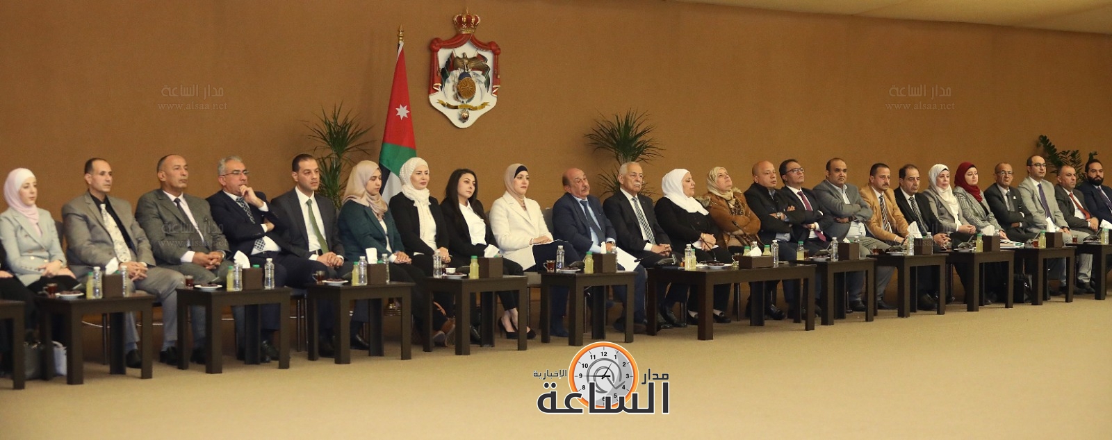 Madar Al-Saa Images 0.2347307374092895