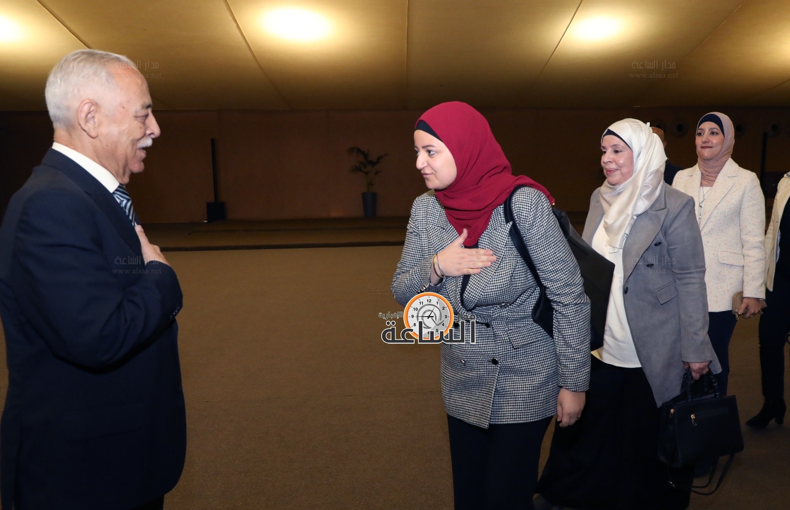 Madar Al-Saa Images 0.16238346193257436