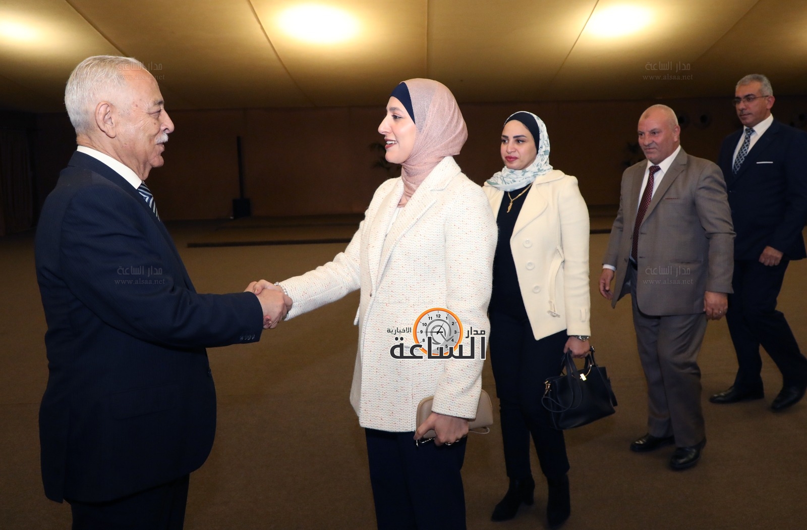 Madar Al-Saa Images 0.7257578883686142