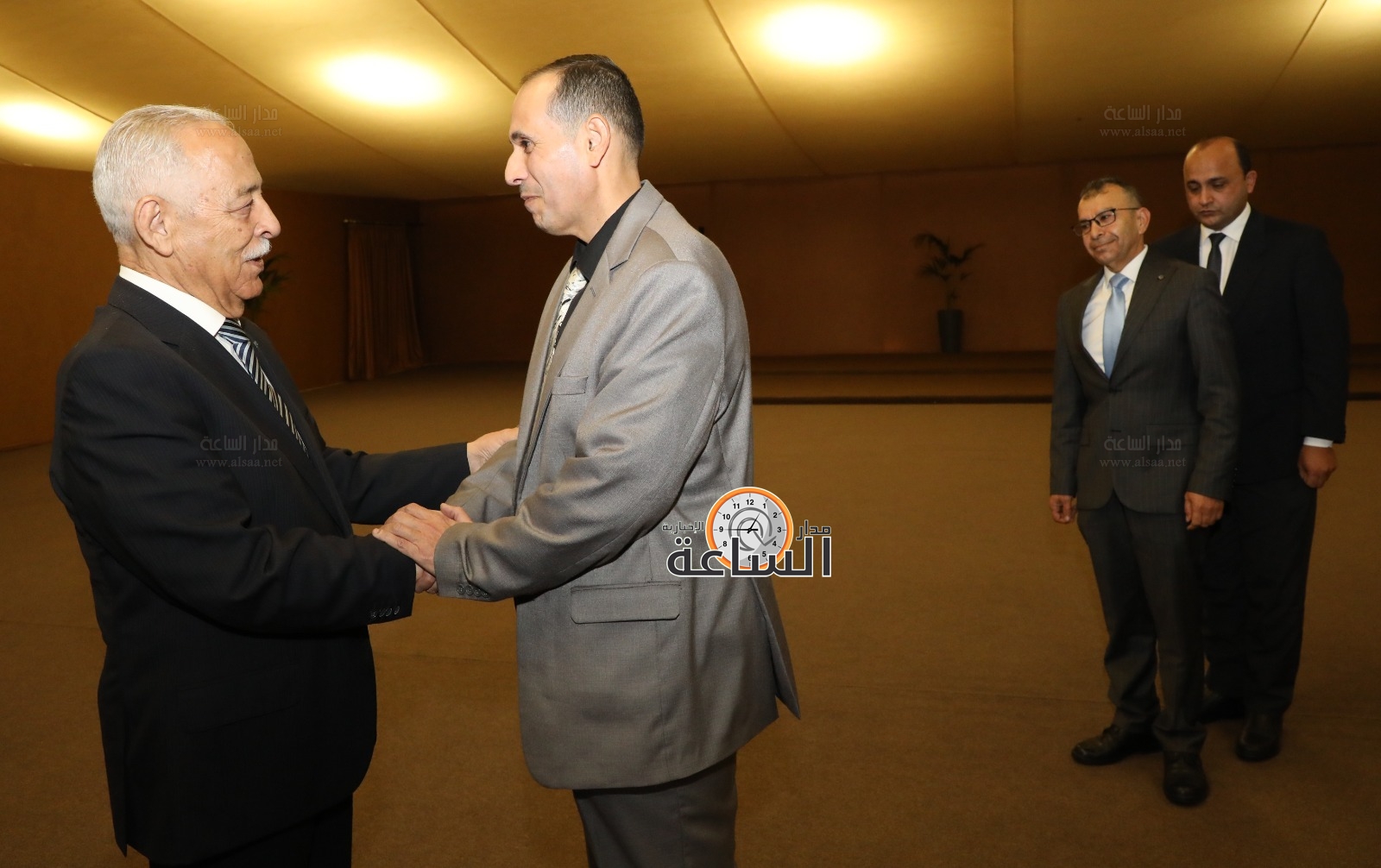 Madar Al-Saa Images 0.2420604679840863