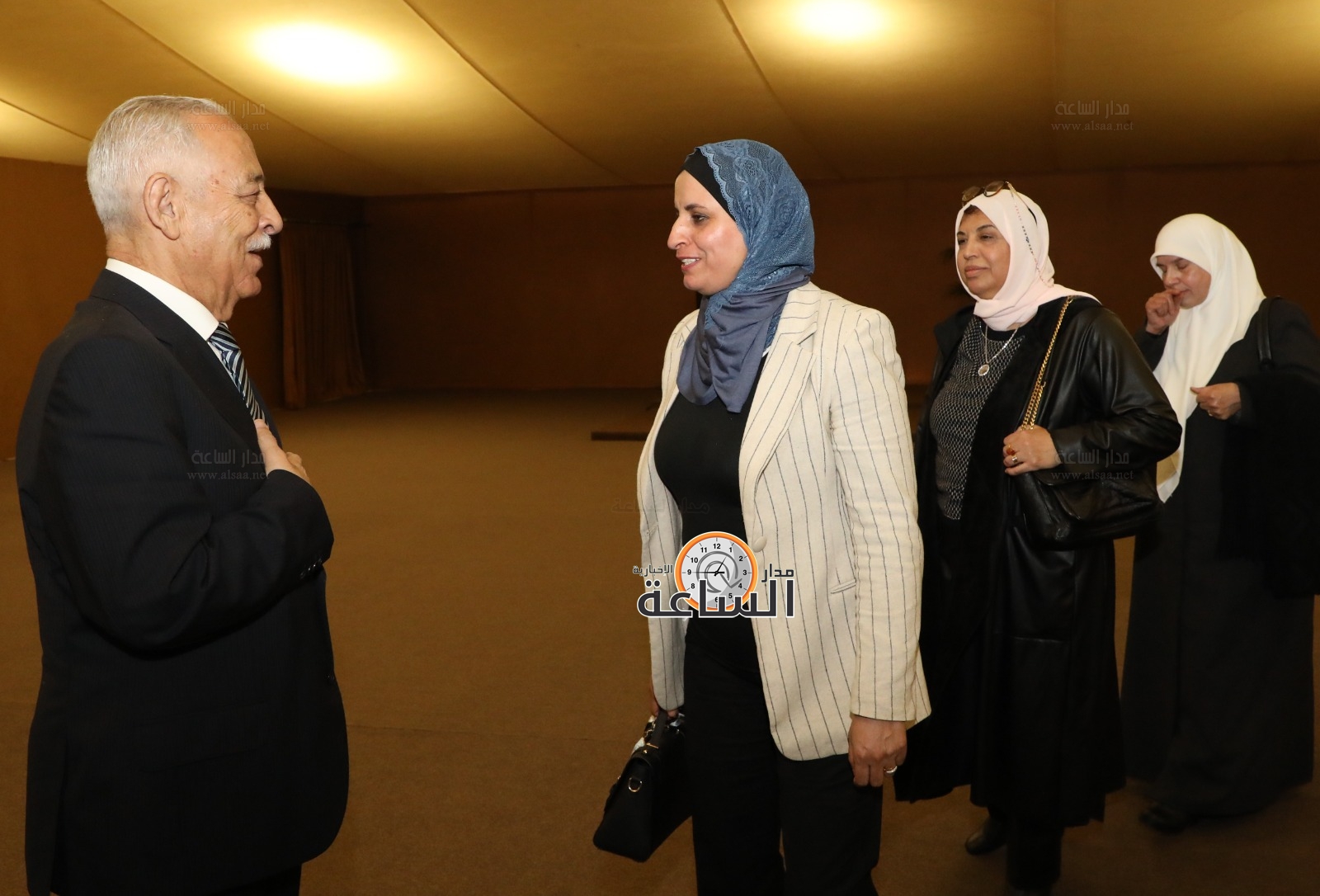 Madar Al-Saa Images 0.3668351227078328