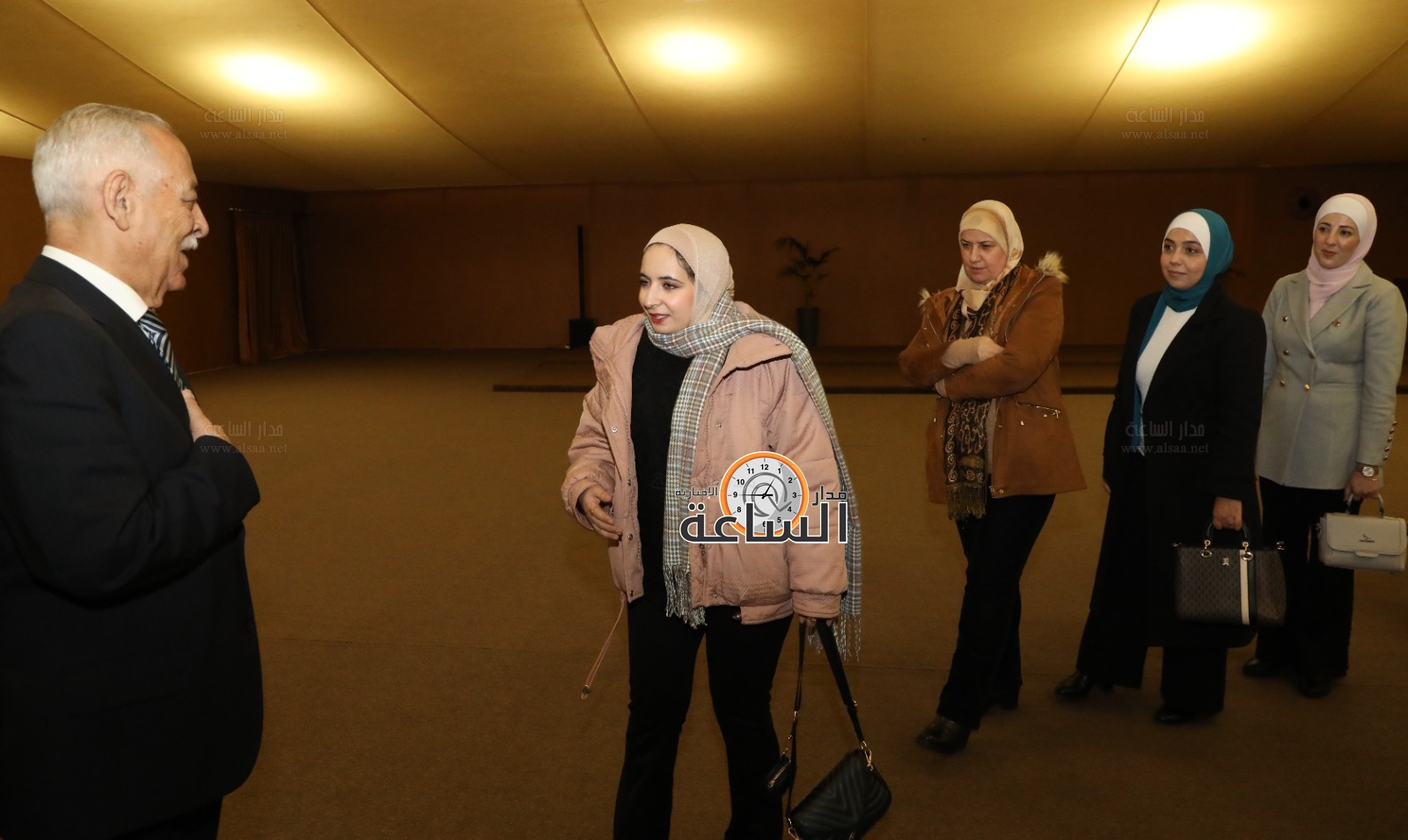 Madar Al-Saa Images 0.11037785811861212