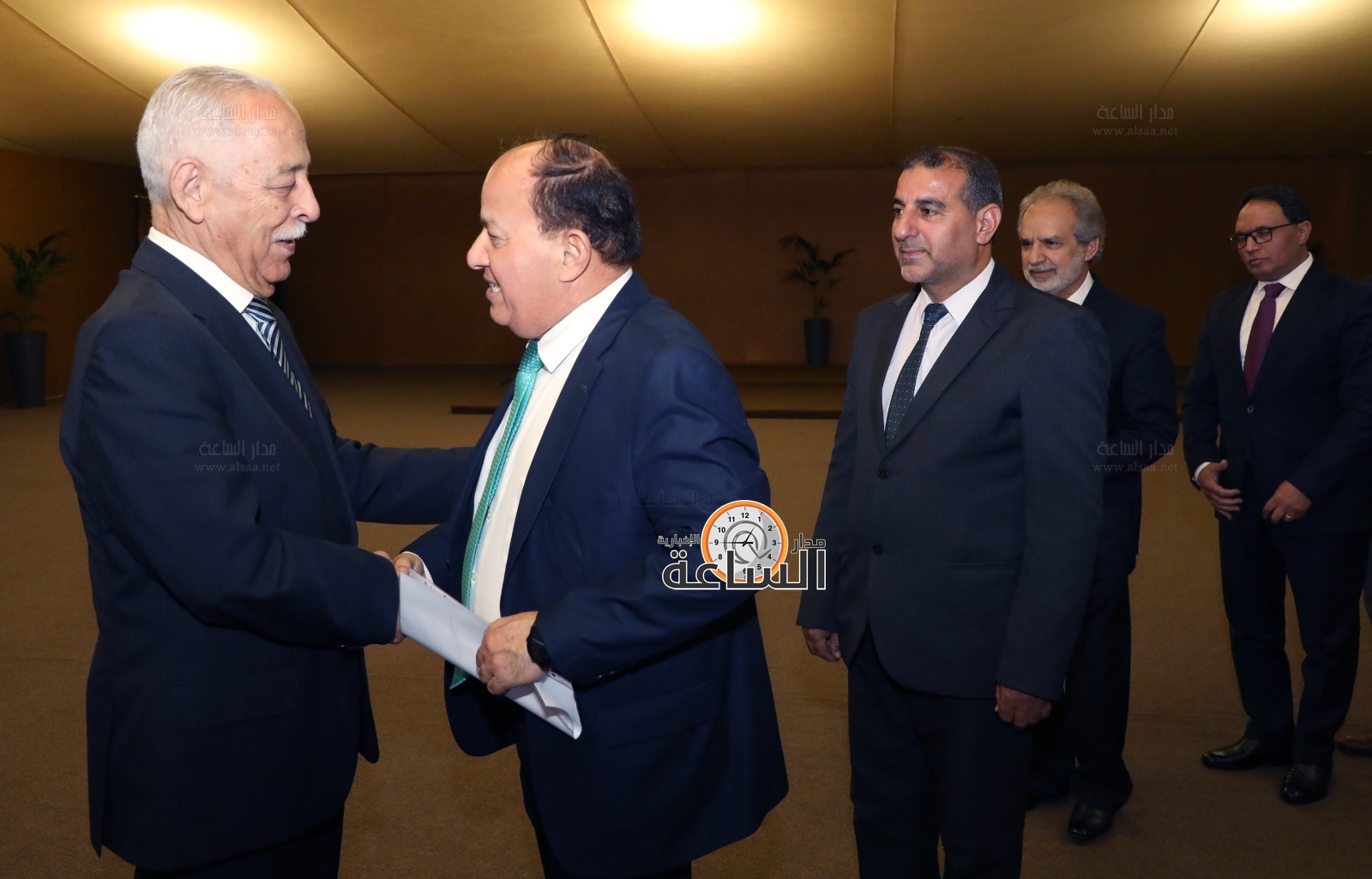 Madar Al-Saa Images 0.4322198009770004