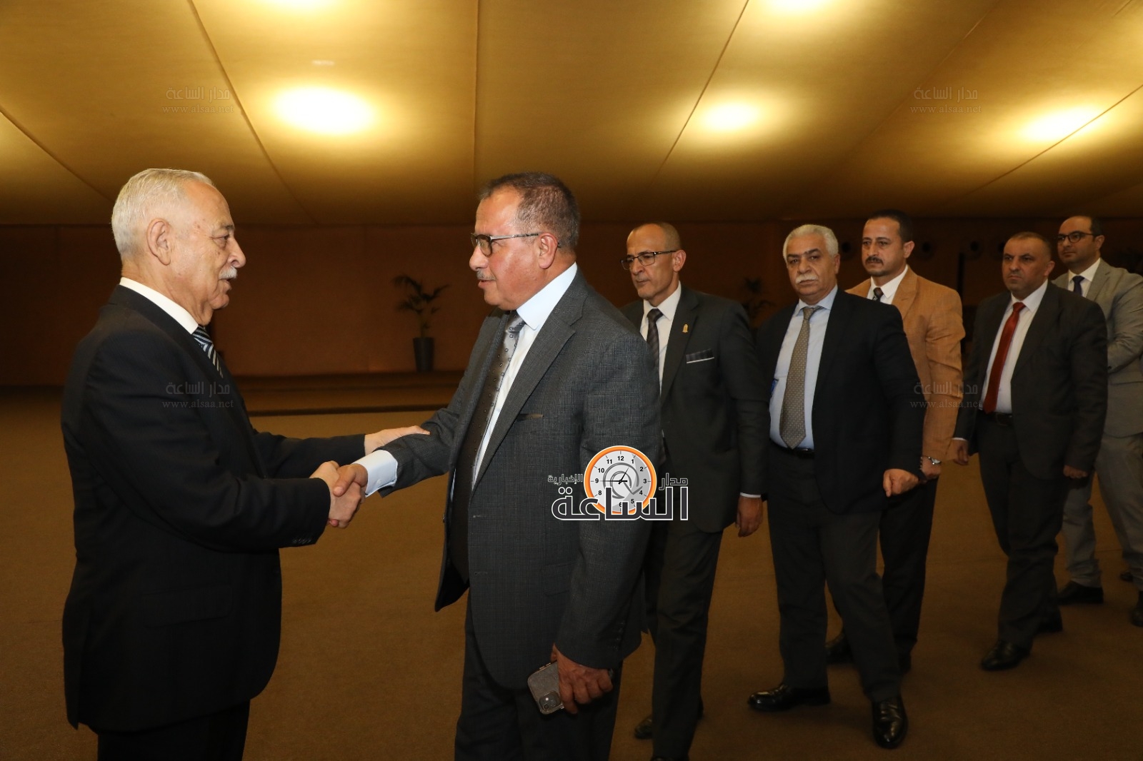 Madar Al-Saa Images 0.5674050221620213