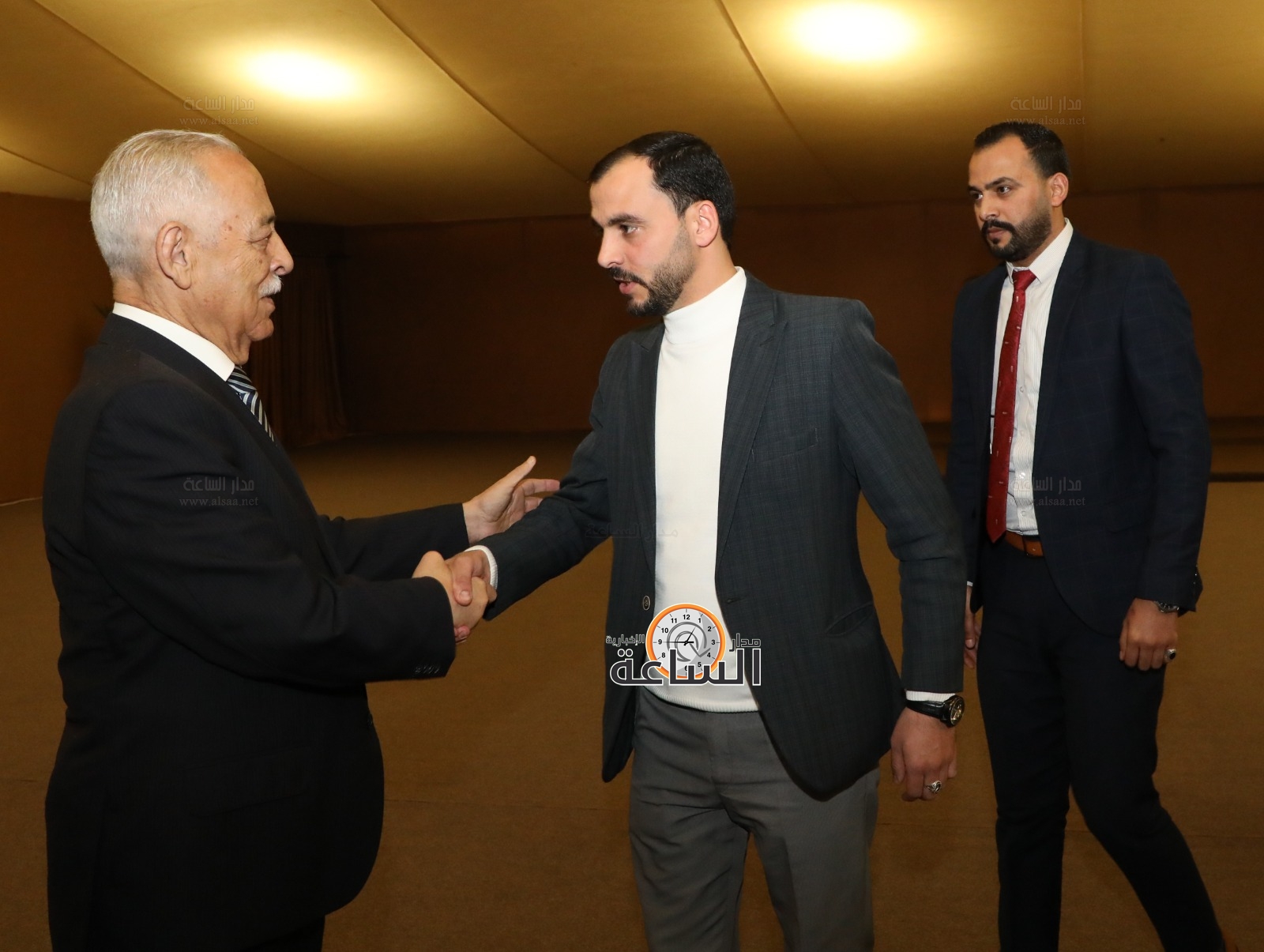 Madar Al-Saa Images 0.4250739334395397