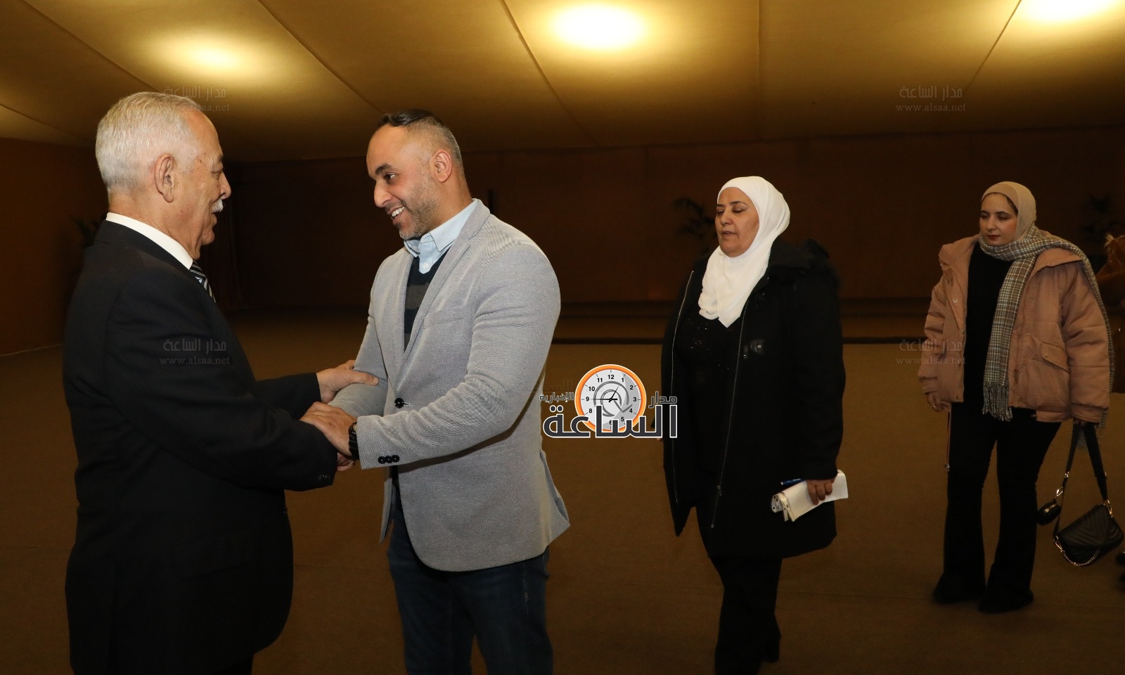 Madar Al-Saa Images 0.6027324002949115