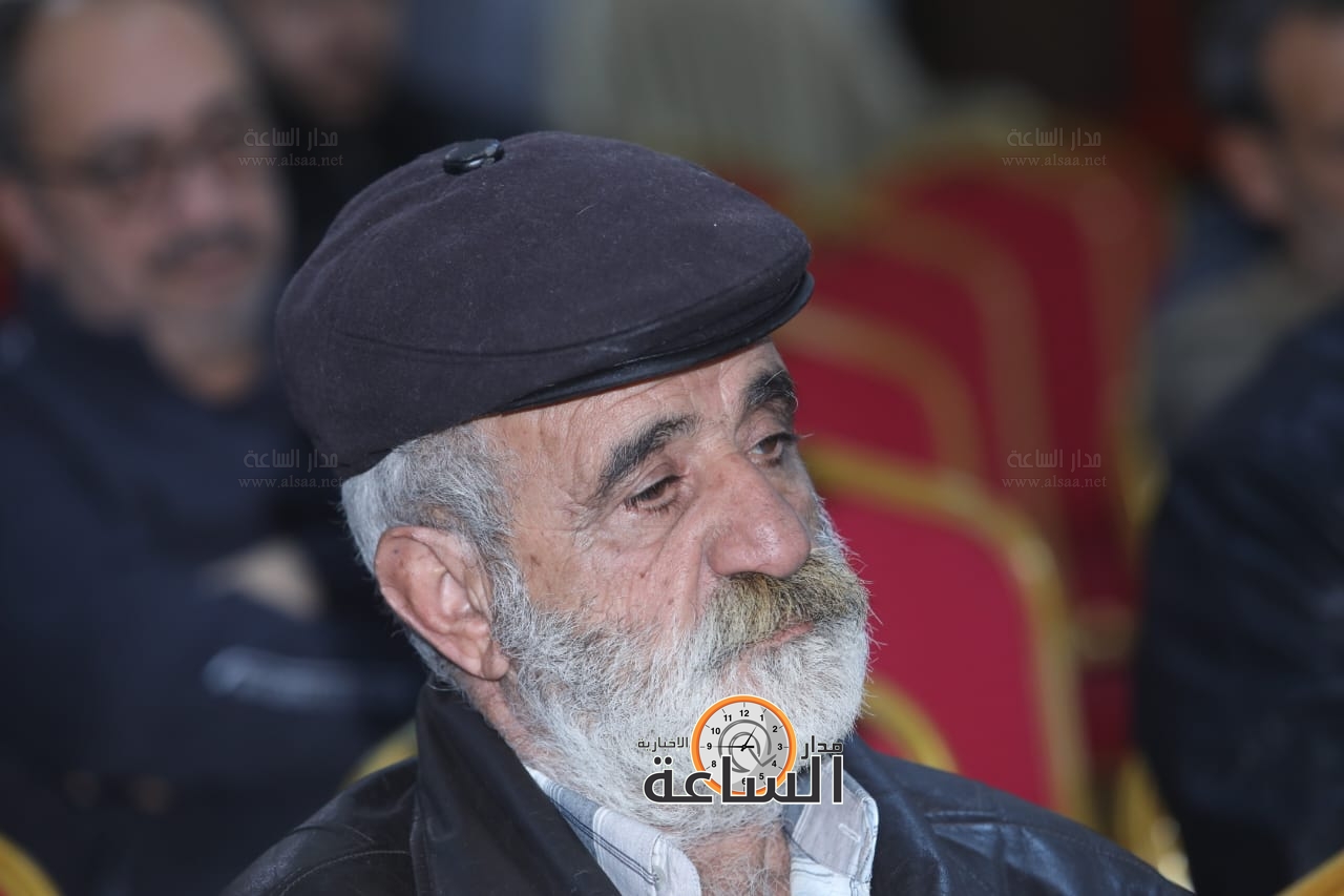 Madar Al-Saa Images 0.16664705127182478