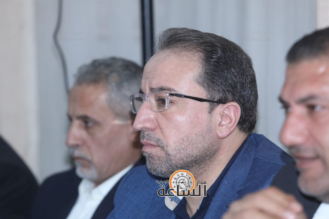 Madar Al-Saa Images 0.25225378145623845