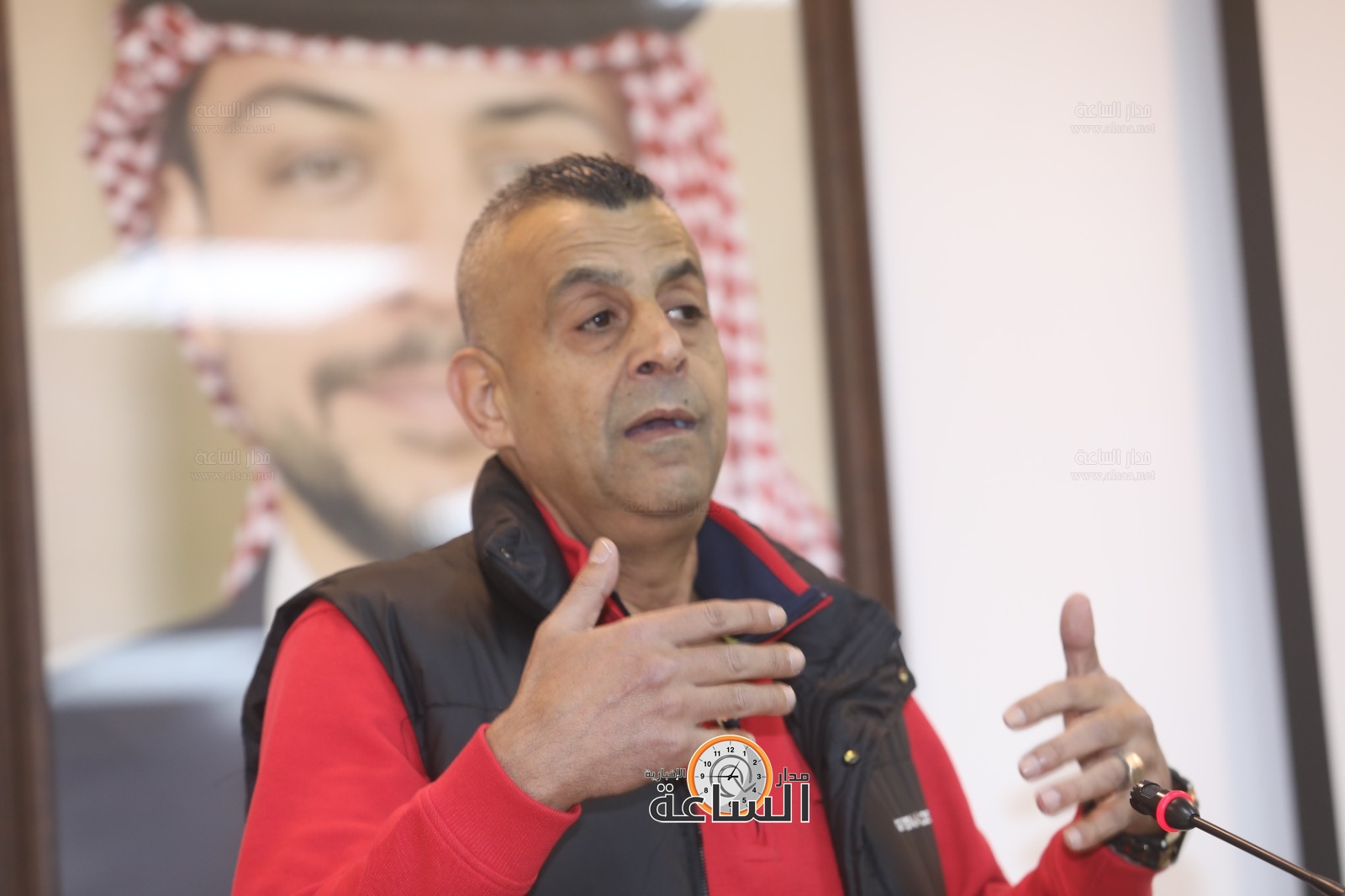 Madar Al-Saa Images 0.01004009460078592