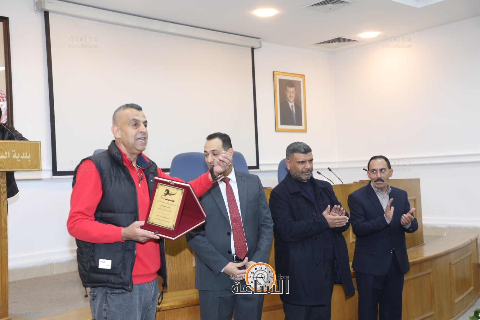 Madar Al-Saa Images 0.979964217194554