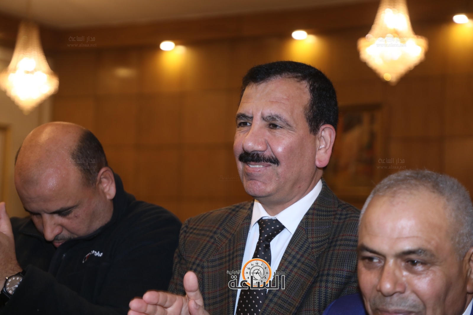 Madar Al-Saa Images 0.5582327792440265