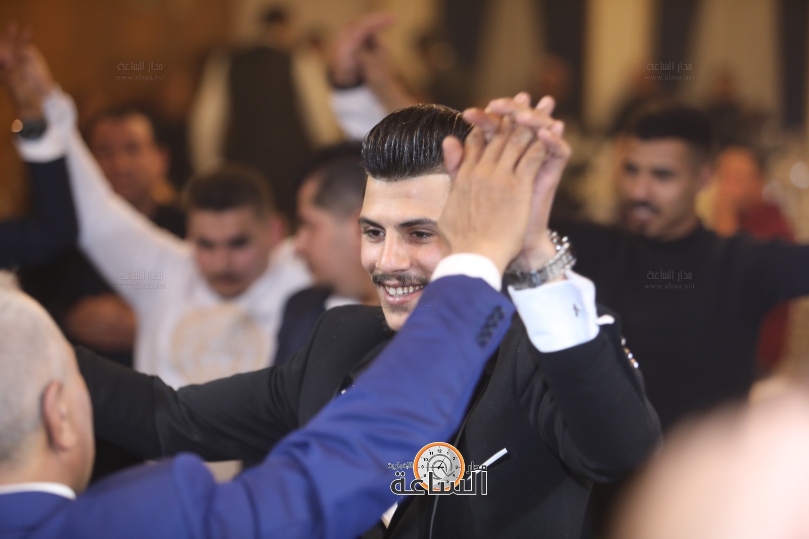 Madar Al-Saa Images 0.3229173310092559