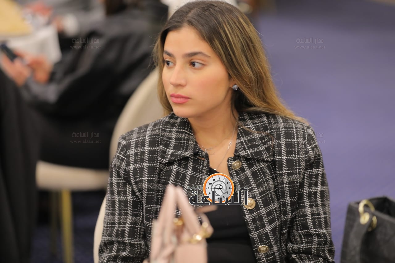 Madar Al-Saa Images 0.47938718042212813