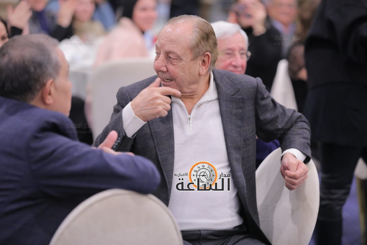 Madar Al-Saa Images 0.7427958785902036