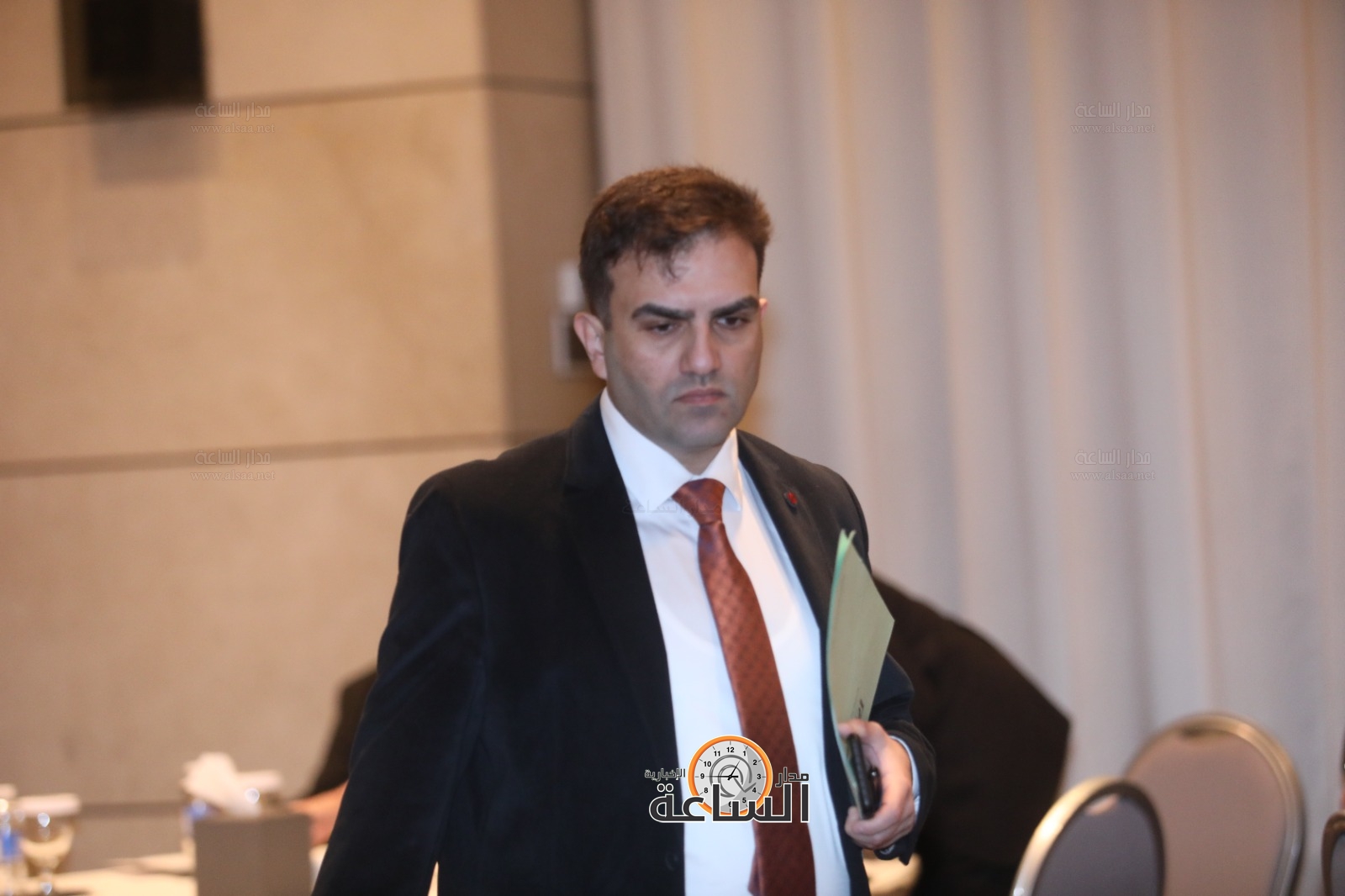 Madar Al-Saa Images 0.717444540421232