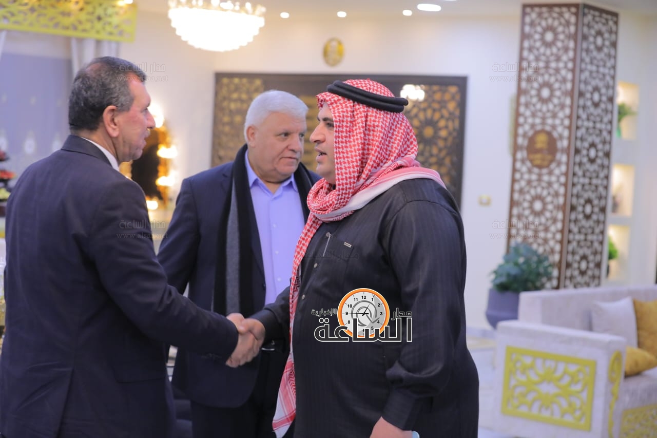 Madar Al-Saa Images 0.37384815215360123