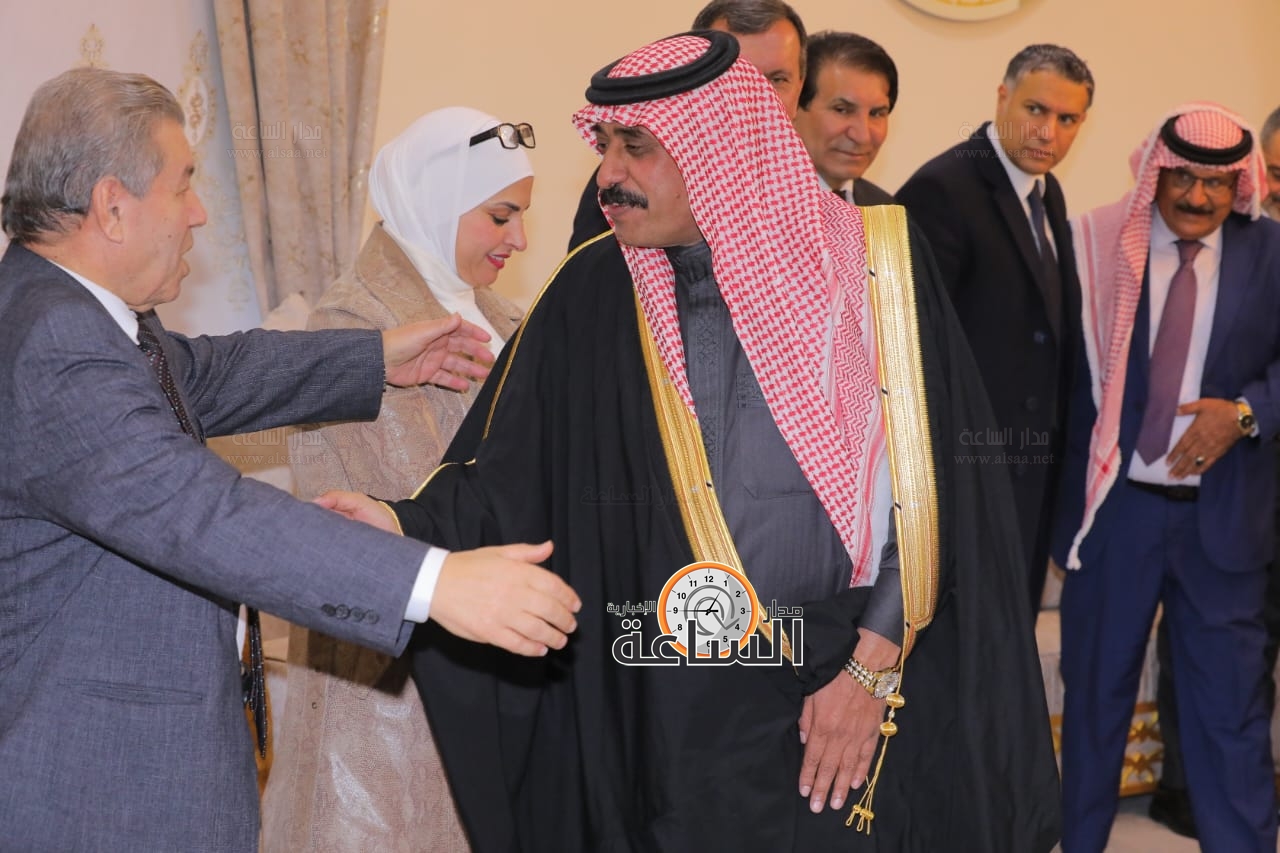 Madar Al-Saa Images 0.37011289362665334