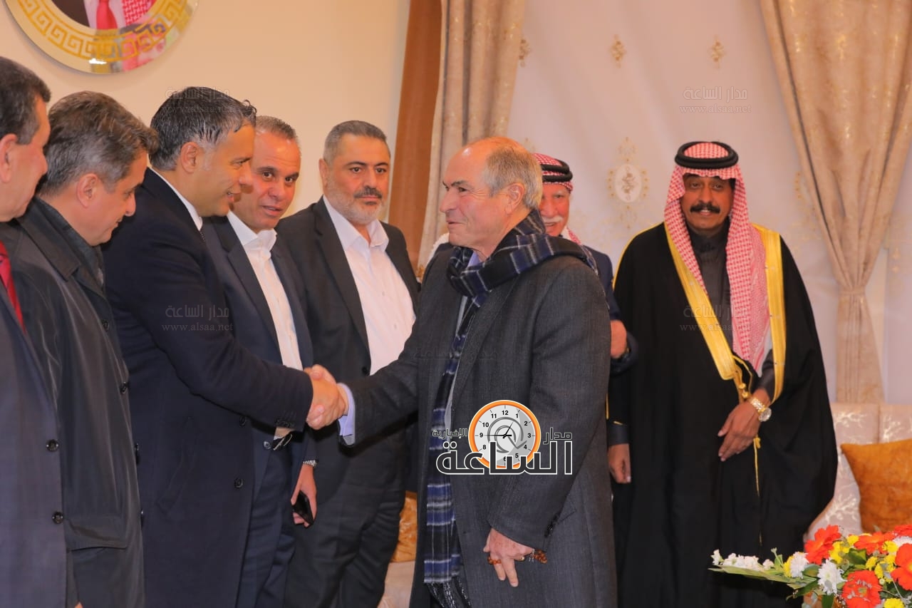 Madar Al-Saa Images 0.8131540656951706