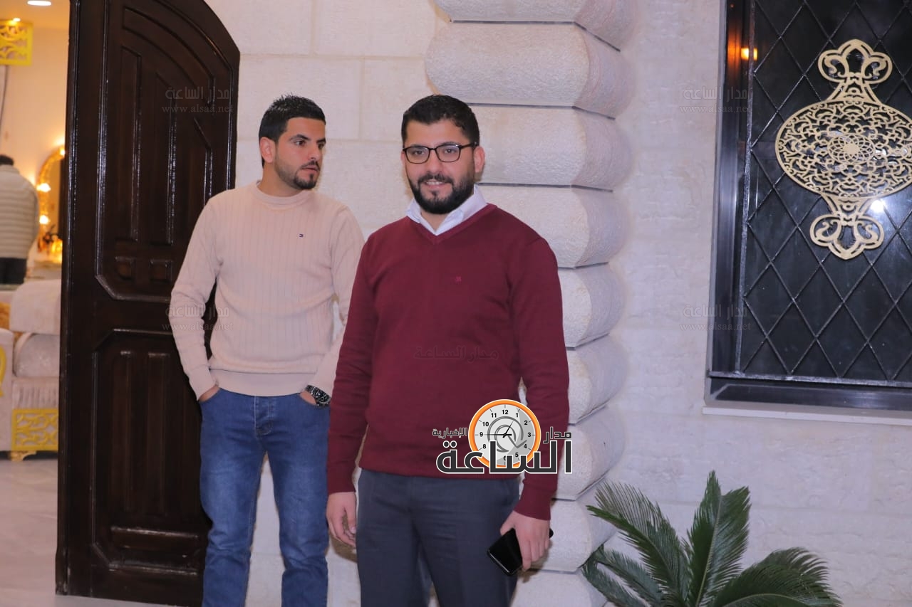 Madar Al-Saa Images 0.6174183845465873