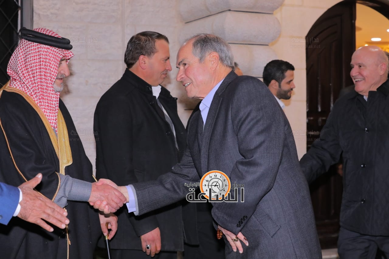 Madar Al-Saa Images 0.18579437961133727