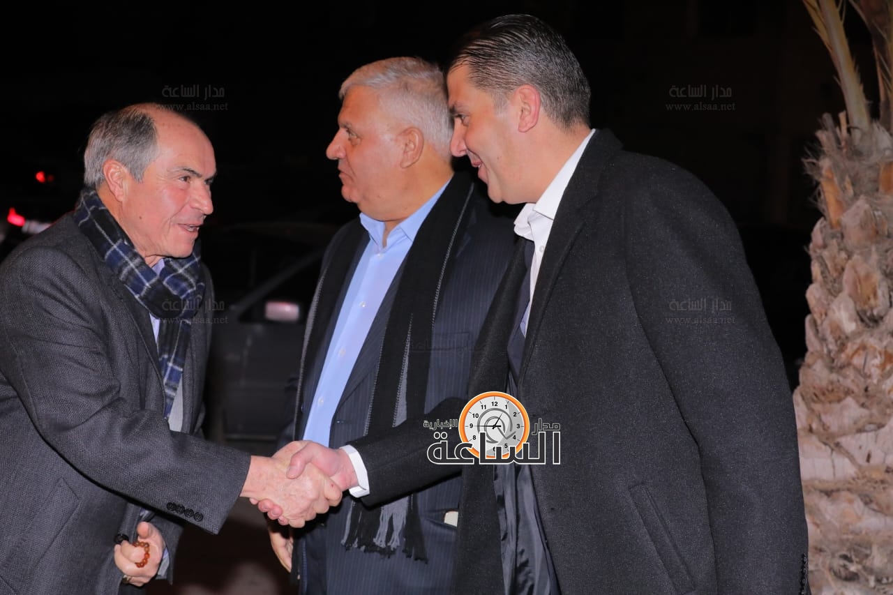 Madar Al-Saa Images 0.46402107880860877