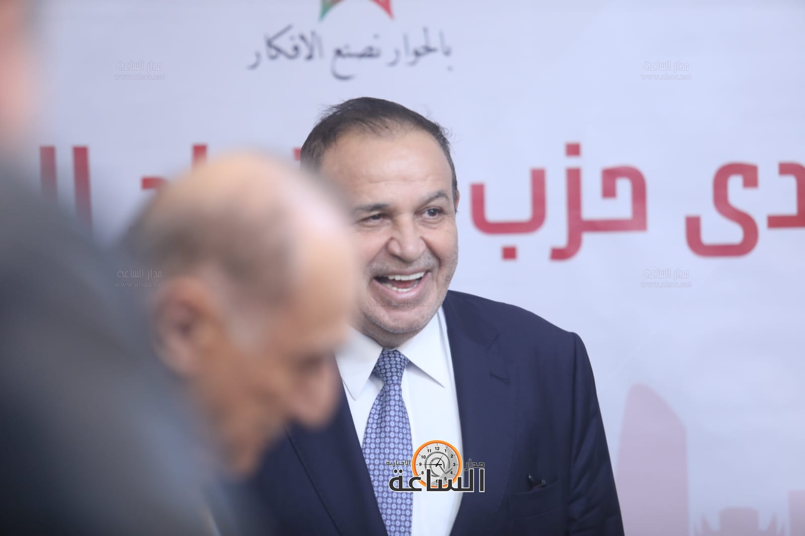 Madar Al-Saa Images 0.983135584158592