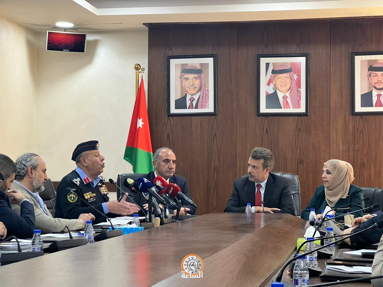 Madar Al-Saa Images 0.6659010979996234