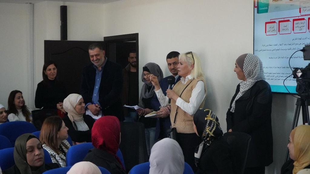 Madar Al-Saa Images 0.09143530561349467