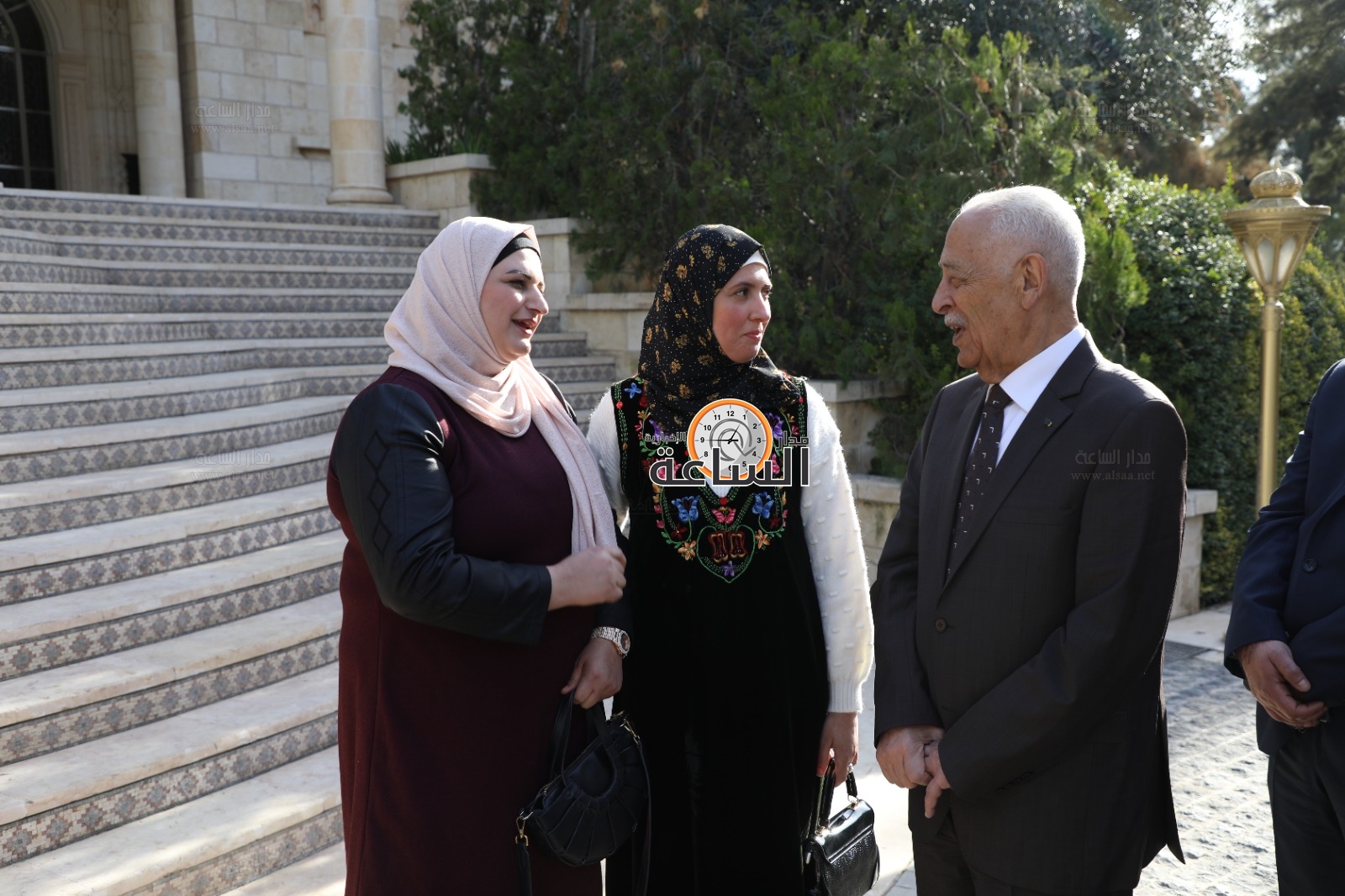 Madar Al-Saa Images 0.4009027482556631