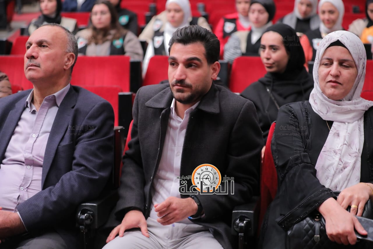 Madar Al-Saa Images 0.0259012799011884