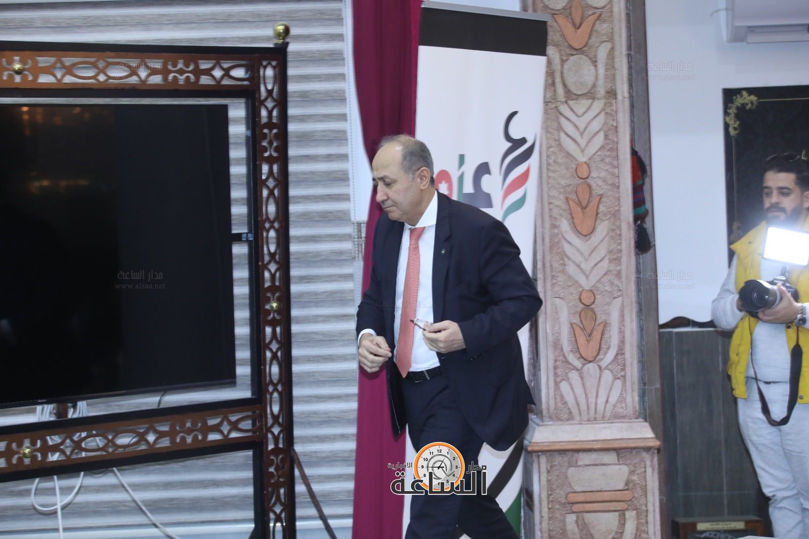 Madar Al-Saa Images 0.30542536691967426