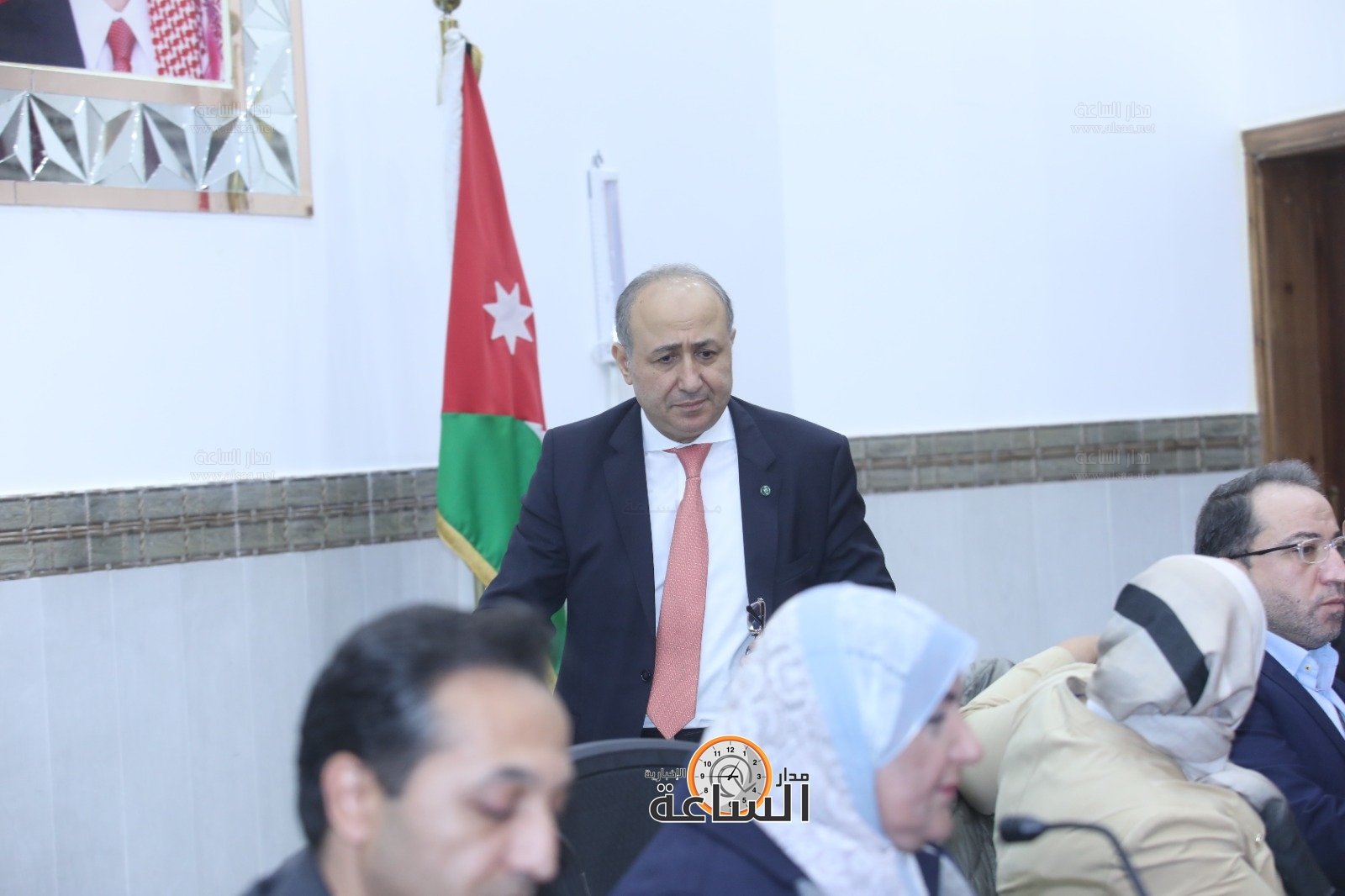 Madar Al-Saa Images 0.18561470497894272