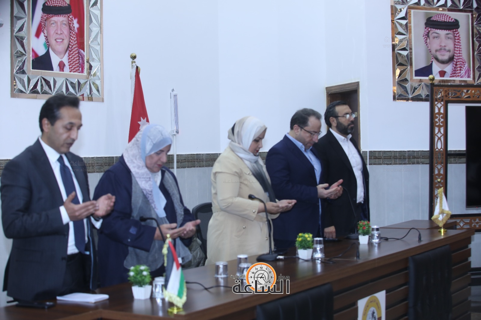 Madar Al-Saa Images 0.27364813833465185