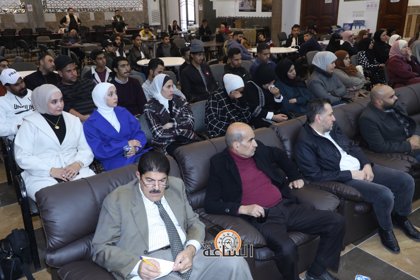 Madar Al-Saa Images 0.9044735603361327