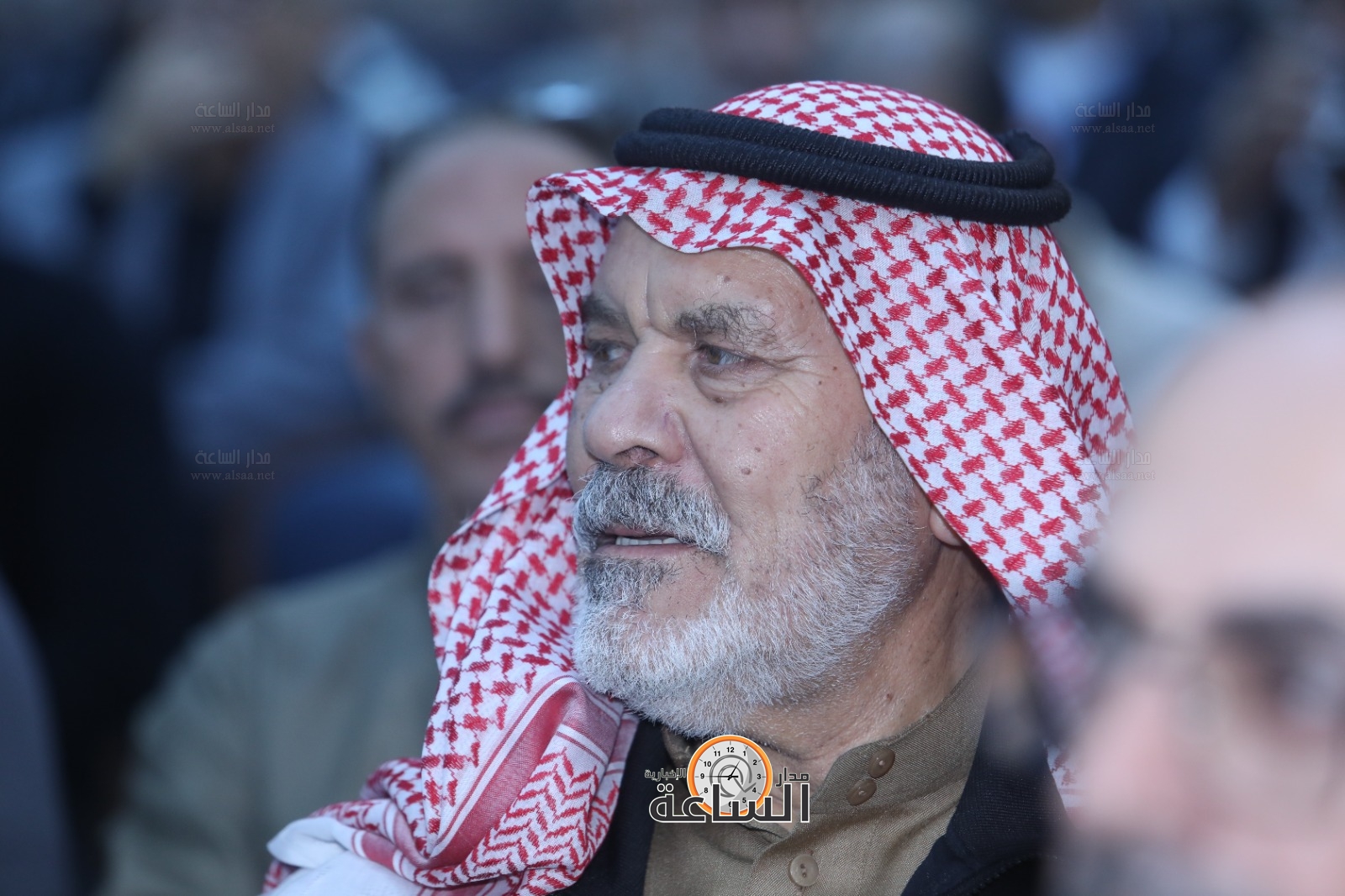 Madar Al-Saa Images 0.4374611617168782