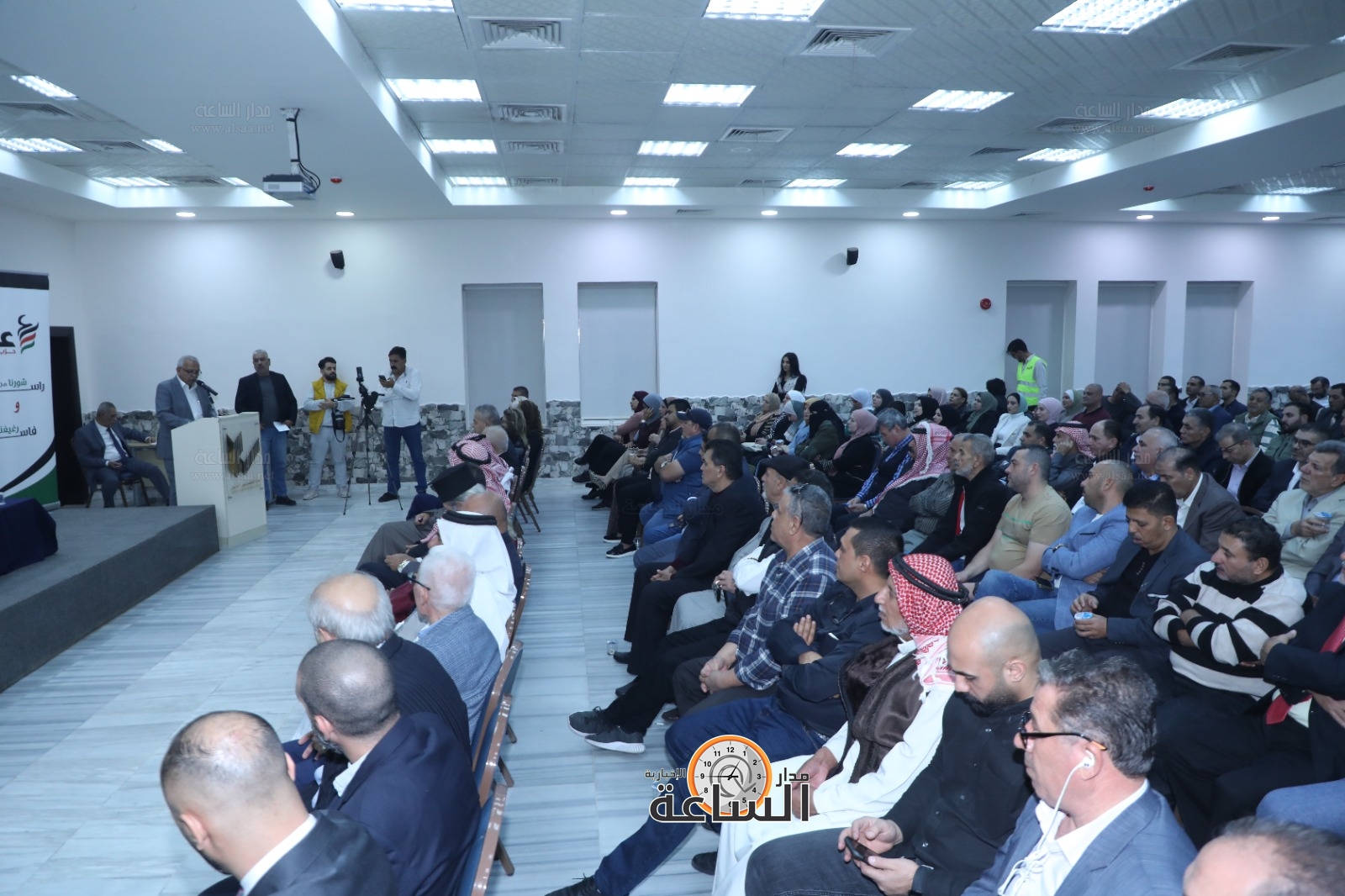 Madar Al-Saa Images 0.036858824220318054