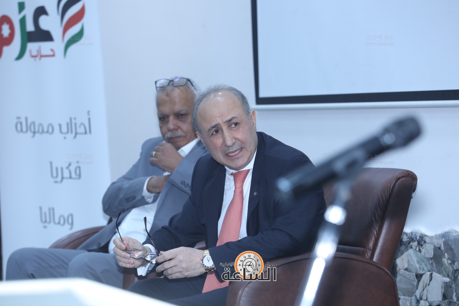 Madar Al-Saa Images 0.9123290607975278