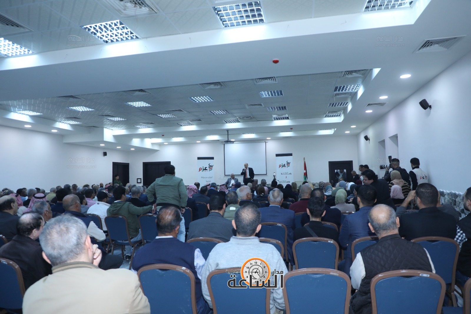 Madar Al-Saa Images 0.3614540595576632