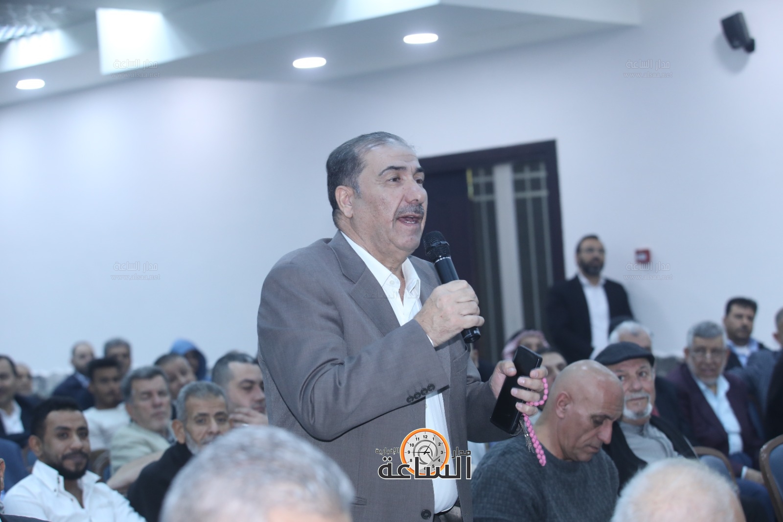 Madar Al-Saa Images 0.1488487854950138