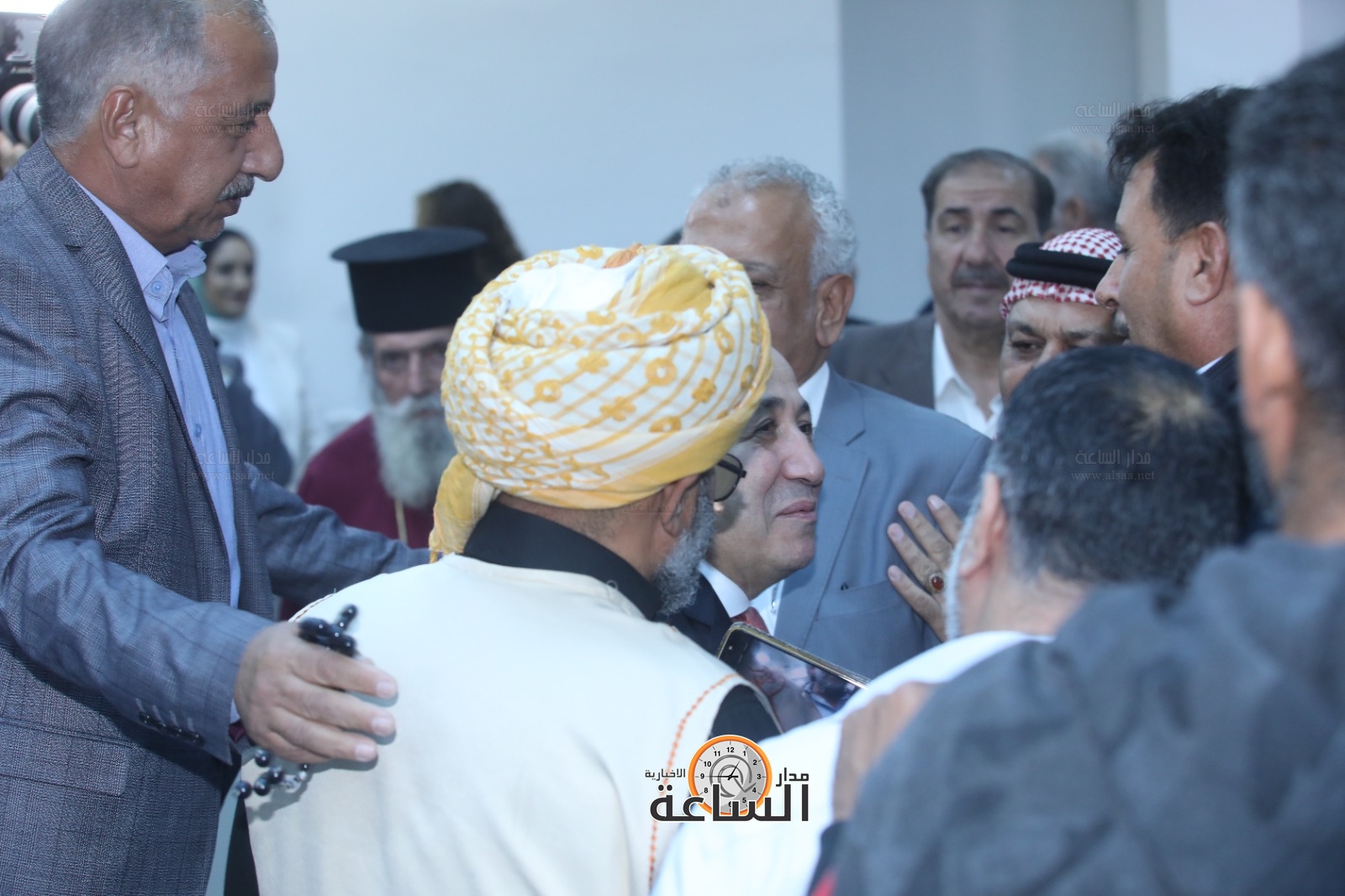 Madar Al-Saa Images 0.6063948332389997