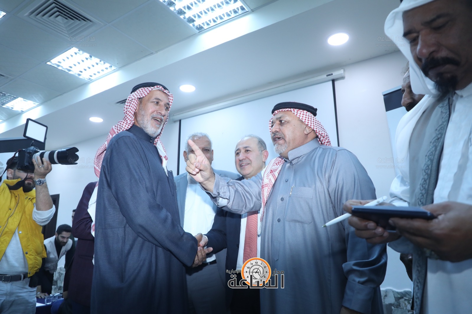 Madar Al-Saa Images 0.9852086263401691