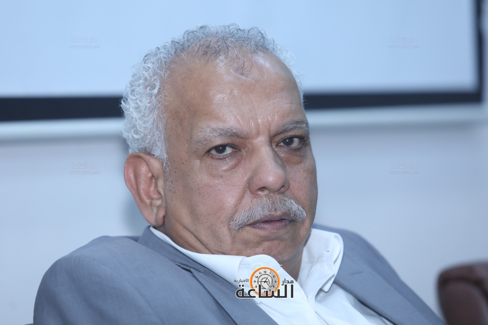 Madar Al-Saa Images 0.28897897363113745