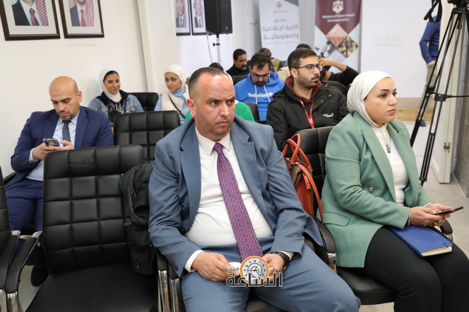 Madar Al-Saa Images 0.017611619212177798