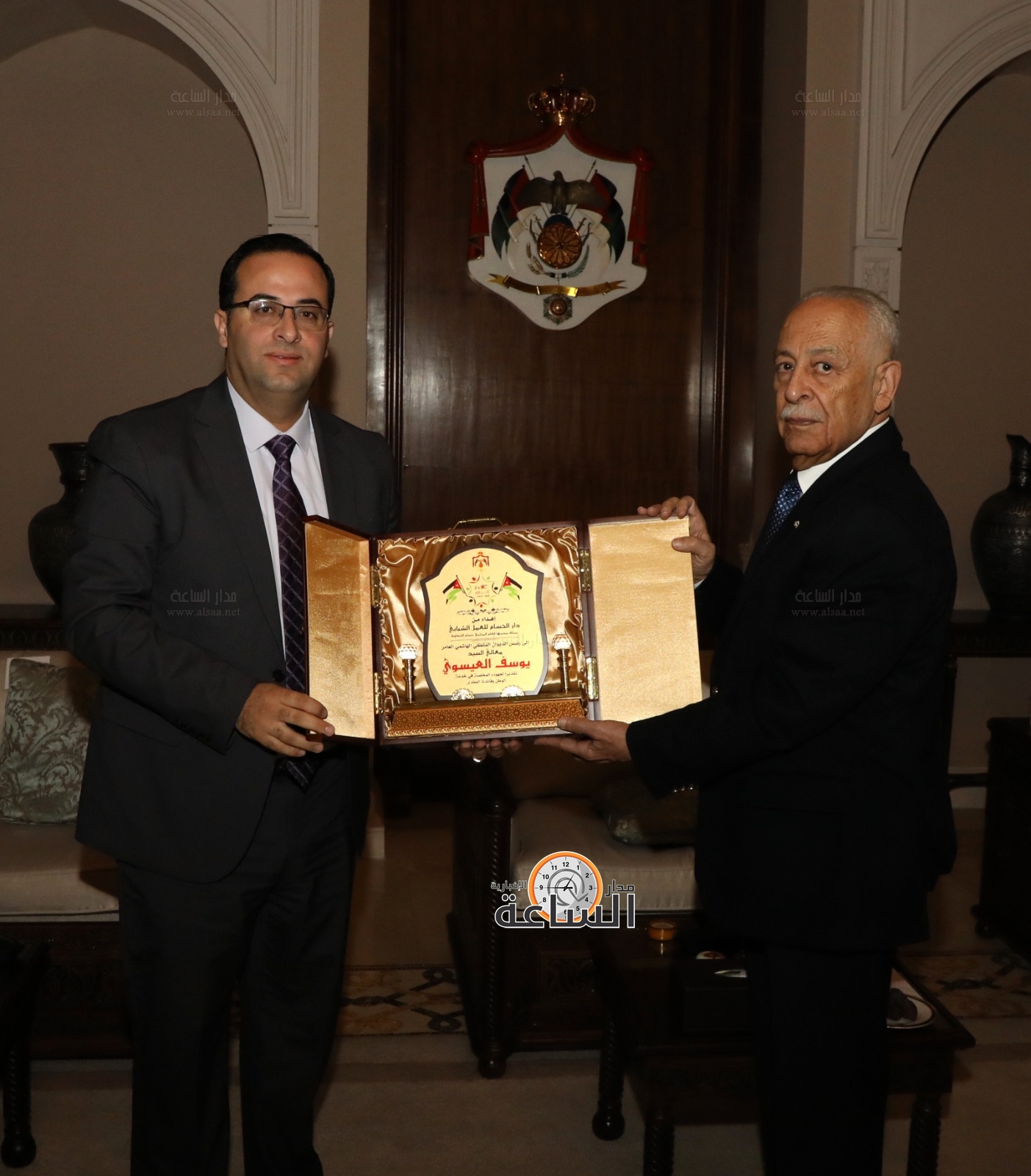 Madar Al-Saa Images 0.18645518962094076