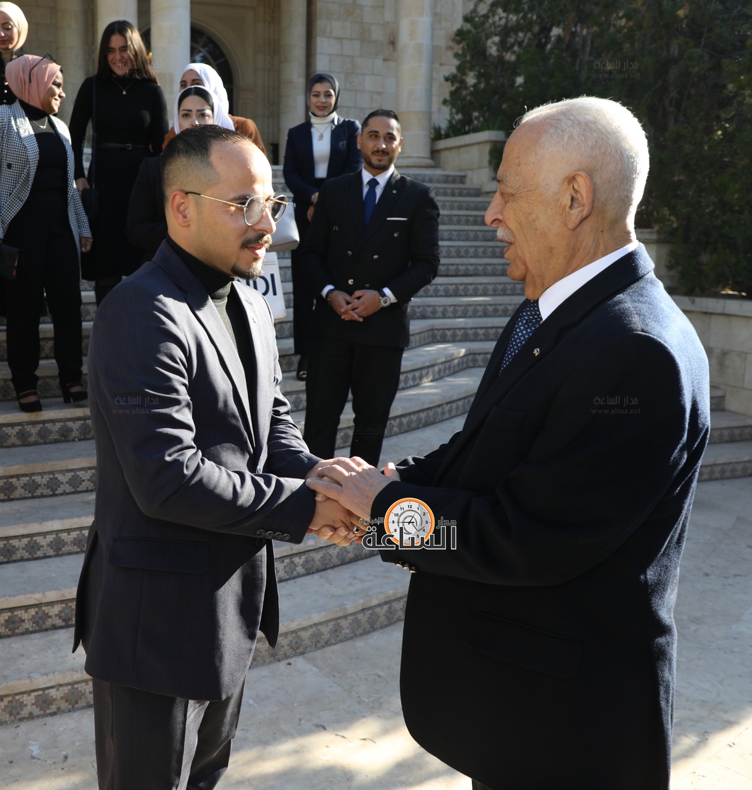 Madar Al-Saa Images 0.5941739311438927